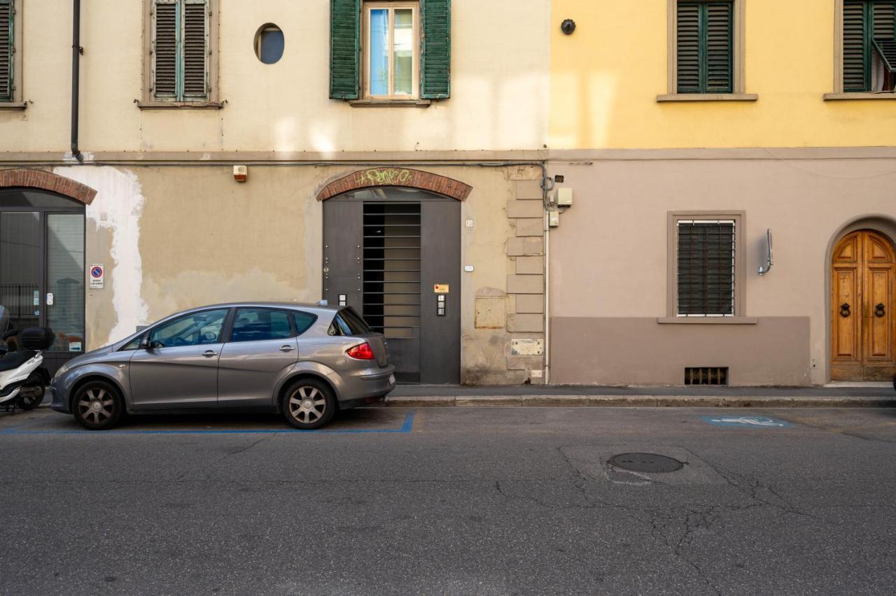 Florence Statuto Apartment With Small Courtyard Exterior foto